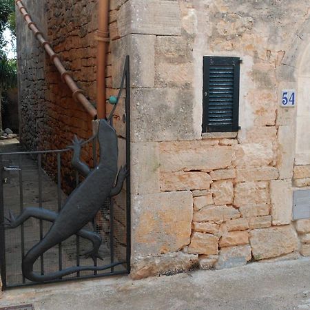 Lujosa Casa Mallorquina Restaurada Ses Salines  Exterior photo